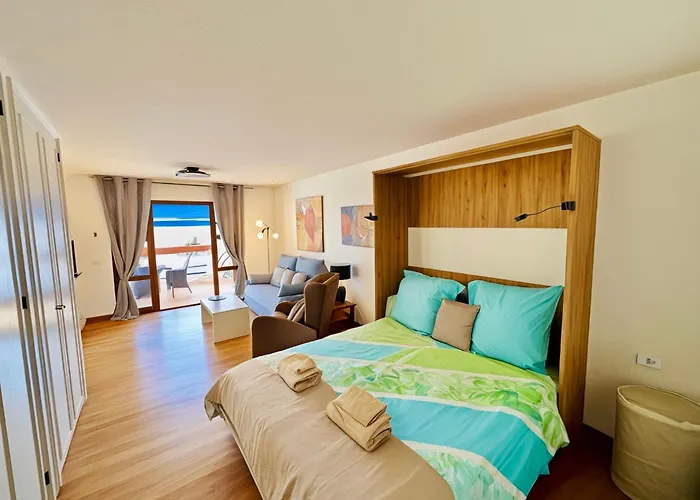 Cozy Sunset View At Port Royale With Heated Pool And Free Wi-fi Arona (Tenerife)